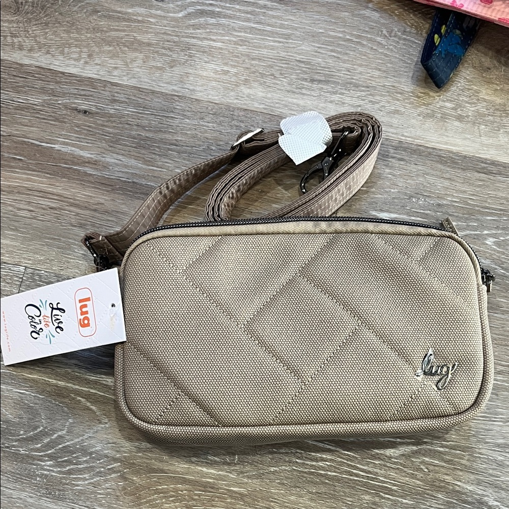 Nwt lug coupe xl matte luxe sand crossbody